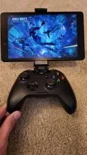 Can i use xbox controller on ipad?