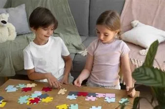 What vocabulary can you teach the children while playing with the puzzle?