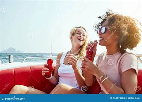 Can you do boat drinks with female v?