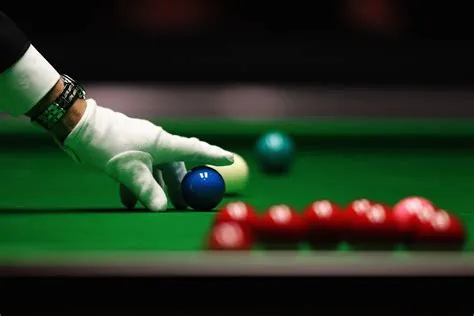 Is snooker just billiards?