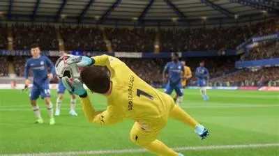 How do you control a goalie in fifa?