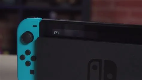 Is nintendo switch supposed to light up when charging?