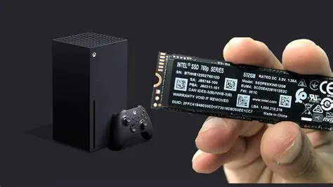 Can the xbox series s take a ssd?