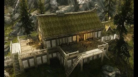 What is the biggest house to own in skyrim?