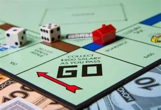 What are the rules for paying in monopoly?