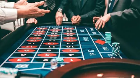 What happens to people who cheat at casinos?