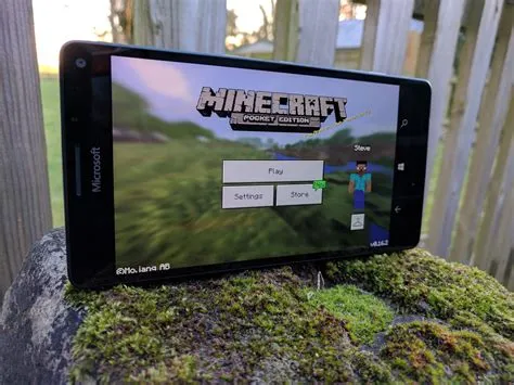 How much gb is minecraft on mobile?