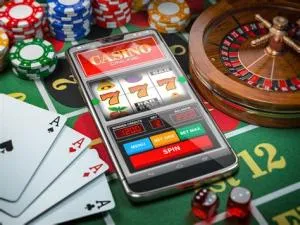 Do casinos make their own money?