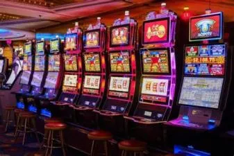 Which casino game has the highest chance of winning?