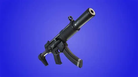 Is smg or shotgun better in fortnite?