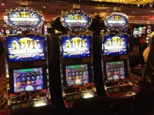 How to pick a slot machine in las vegas?