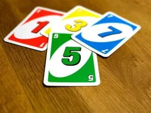 Can you play consecutive numbers in uno?