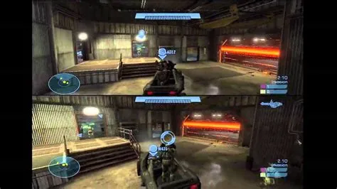 Can you split screen halo on pc?