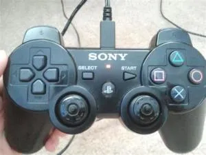 How do i know my ps3 controller is fully charged?