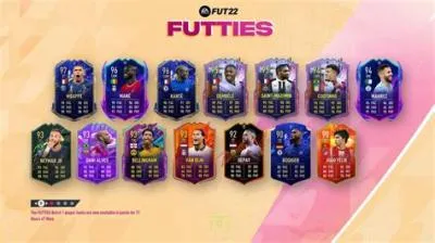 What is the pink card in fifa 22?