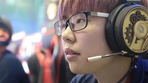 Who is no 1 gamer in asia?