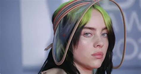 What mic does billie eilish use?