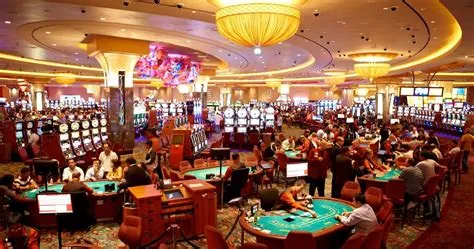 What is the oldest active casino in the world?