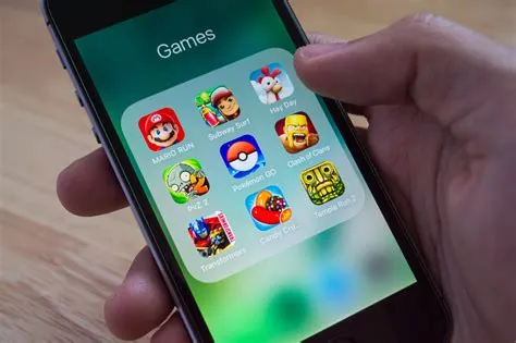 Why do mobile gamers use iphone?