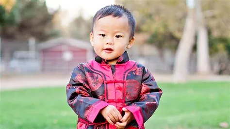 Can i adopt a chinese baby in the uk?