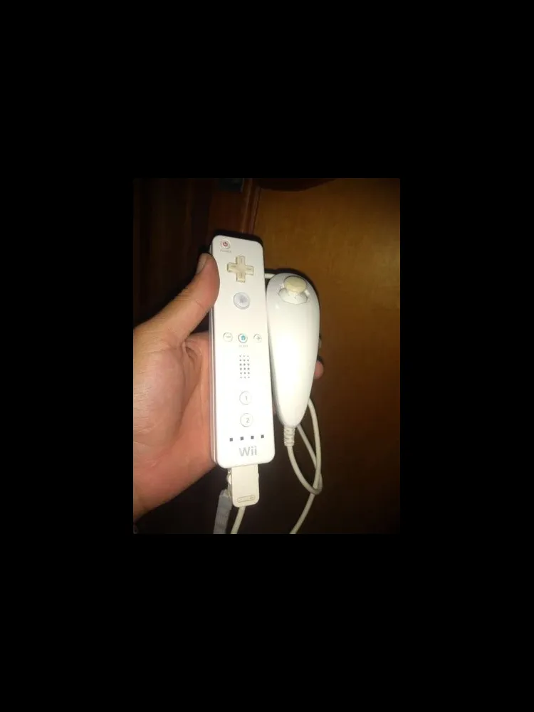 Why is my wii nunchuk moving on its own?