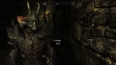 Why cant i hear behind me in skyrim?