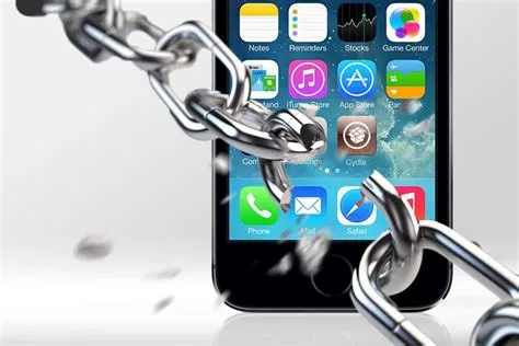 Can you go to jail for jailbreaking a iphone?