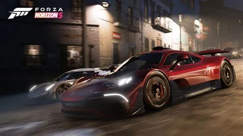 Is forza 2 online?