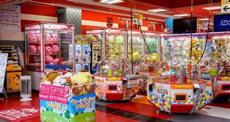 Why are arcade so popular in japan?