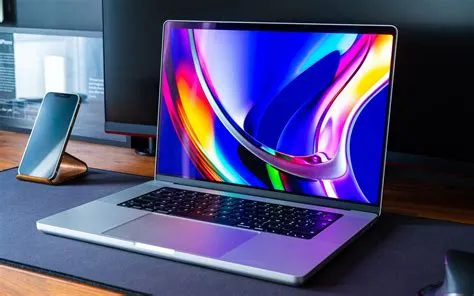 Is a macbook oled?