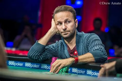 What site does negreanu play on?