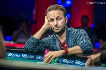 What site does negreanu play on?