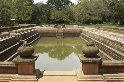 Where is the oldest pool in the world?