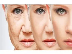 At what age do you lose face fat?