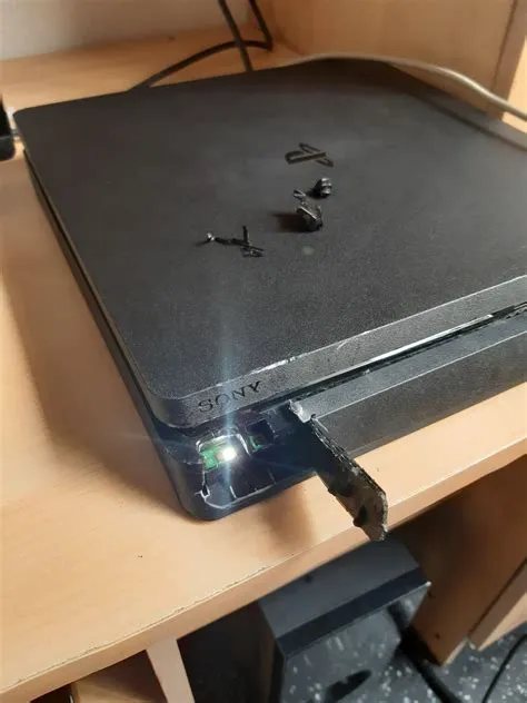 How do you tell if your ps4 is broken?