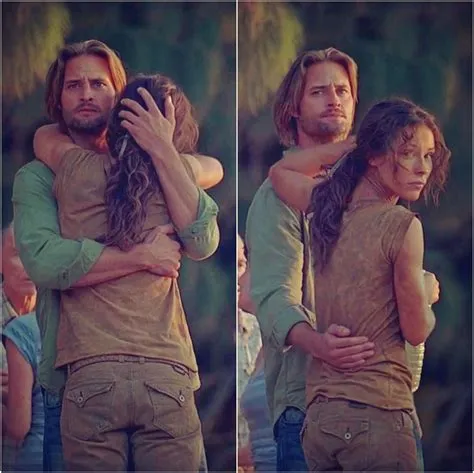 Does sawyer love kate?