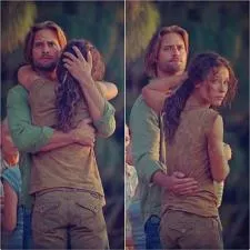 Does sawyer love kate?