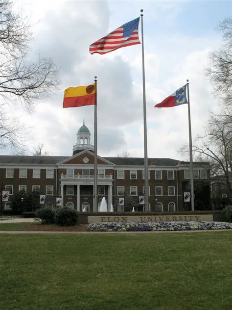 Is elon university beautiful?