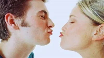 What is average age for first kiss?