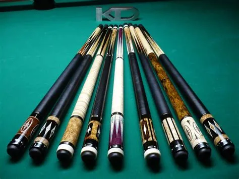 What is the most popular pool cue weight?