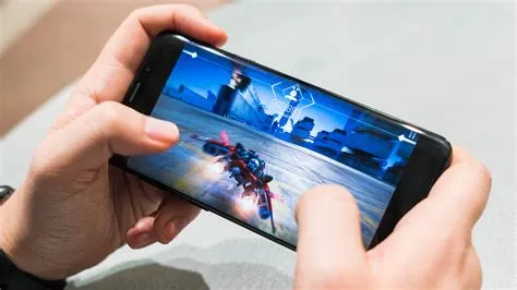 Is iphone better than samsung for gaming?