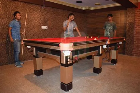 What is the legal age to play pool in india?