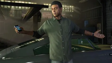 How old is lamar in gta 5?