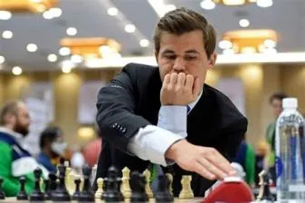 How smart is magnus carlsen?