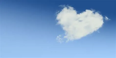 Who is clouds canon romance?