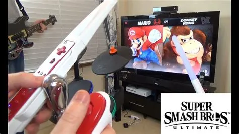 How many people can play smash?