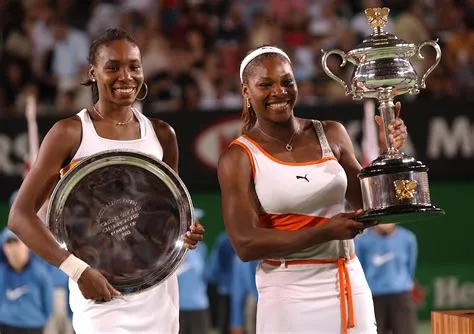 Who is no 1 venus or serena?