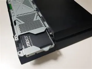 Does ssd help ps4 slim?