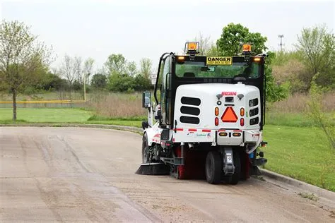 How much does a street sweeper make in las vegas?