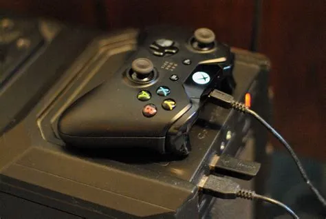 How many xbox controllers can you connect at once?